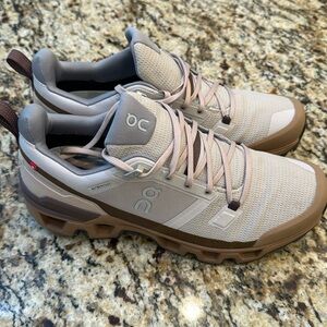 ON Cloudwander Waterproof